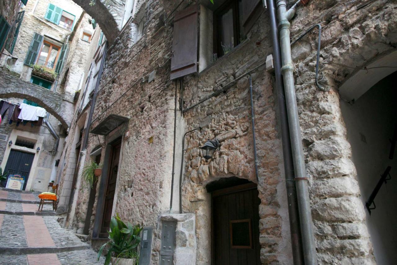 Appartamento Le Violette Dolceacqua Exterior foto
